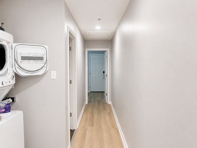 Foto del edificio - 1043 6th St