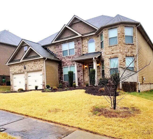 Building Photo - 5297 Rosewood Pl