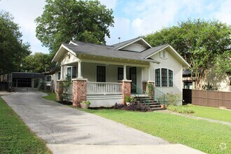 Building Photo - 212 Chichester Pl