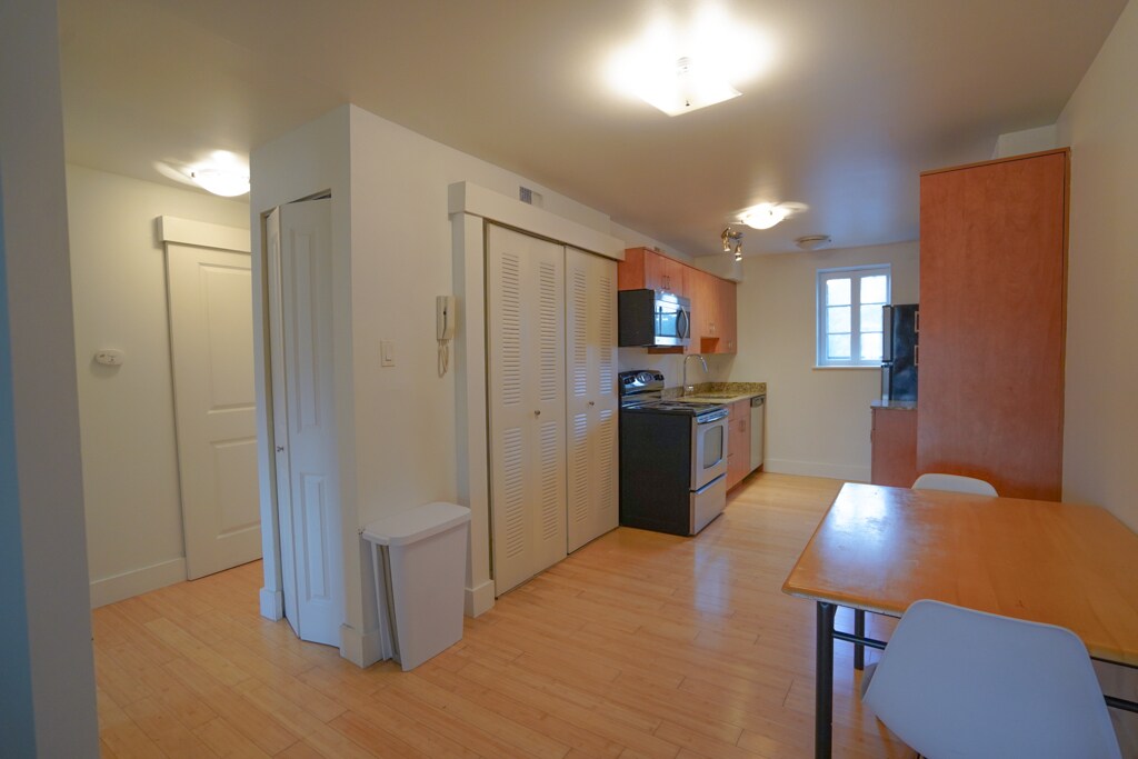 Foto principal - 611 Westgate Ave