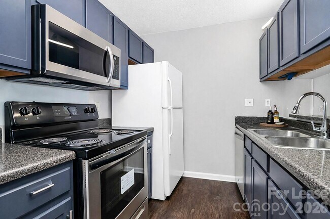 Foto del edificio - 10008 Graduate Ln