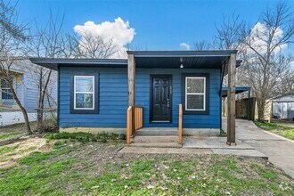 Building Photo - 620 E Gandy St