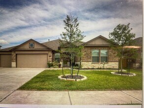 Building Photo - 5 Indian Palms Dr