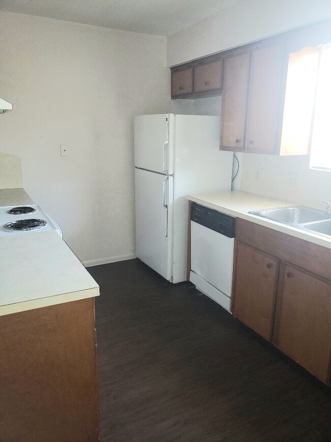 Building Photo - 5014 Meandering Ln
