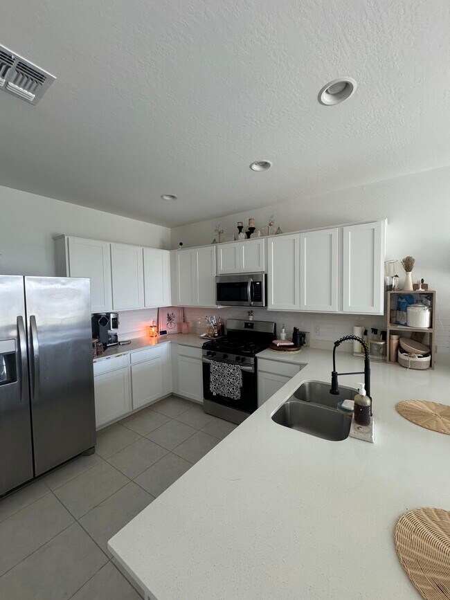 Foto del edificio - 38134 N Longbow Dr
