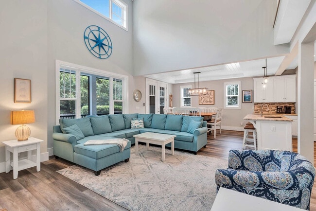 Foto del edificio - 36 Firethorn Ln