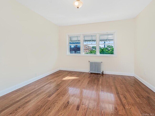 Building Photo - 59-09 Maspeth Ave