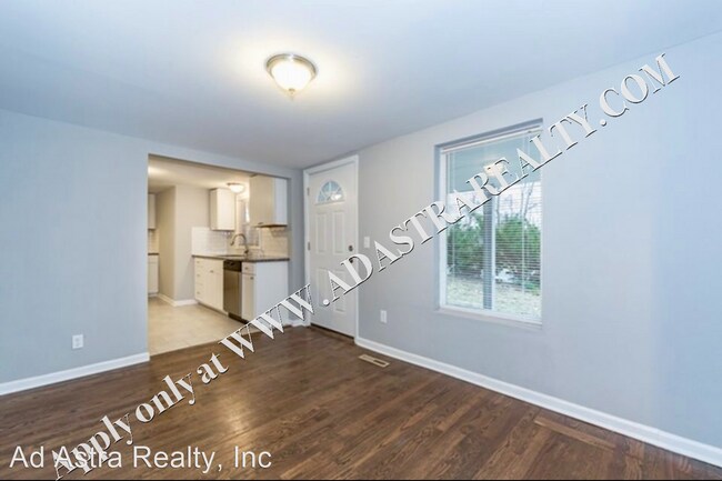 Foto del edificio - 3 br, 1 bath House - 11409 E 83rd St.,