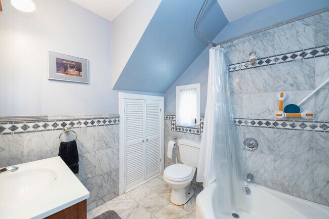 Foto del edificio - Rare 2 bed for its price in Brighton.... SEPT 1ST