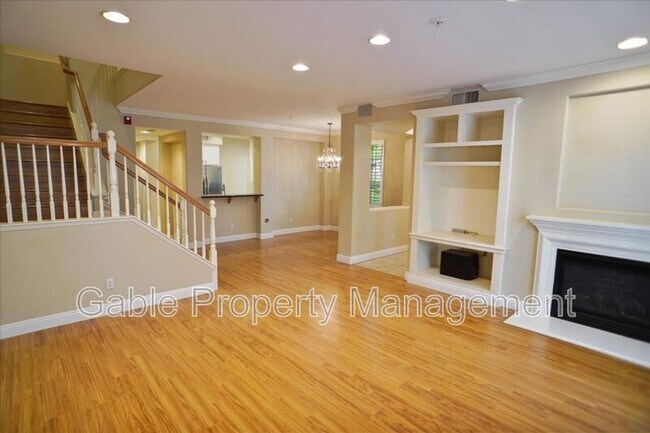 Foto del edificio - 23434 Abbey Glen Pl