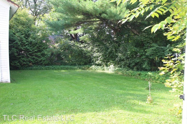 Foto del edificio - 5 br, 1.5 bath House - 5396 Davenport Place