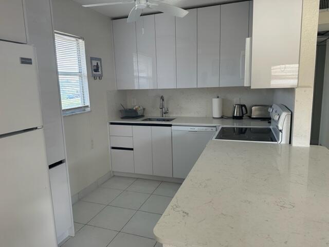 Foto del edificio - 476 Saxony Way