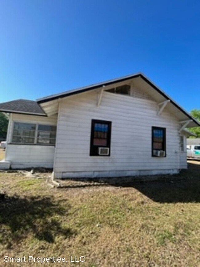 Building Photo - 3 br, 2 bath House - 113 Bluefield Ave