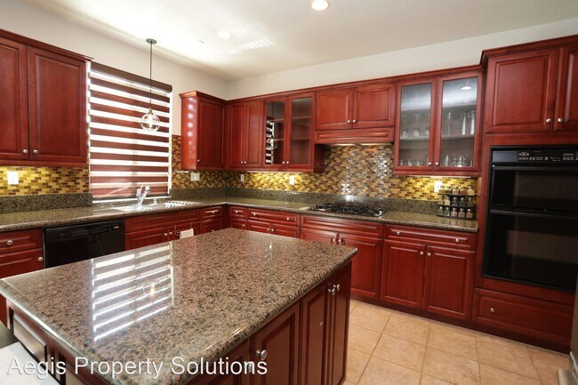 Foto del edificio - 4 br, 2.5 bath House - 8314 E. Loftwood Ln.