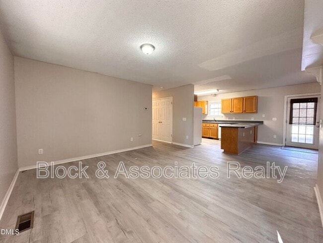 Foto del edificio - 2888 Zacks Mill Rd