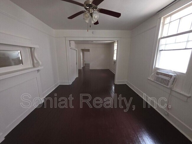 Foto del edificio - 3009 Iberville St