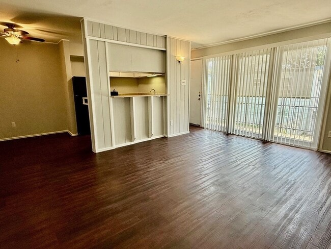 Photo - 1000 Heights Blvd Apartment