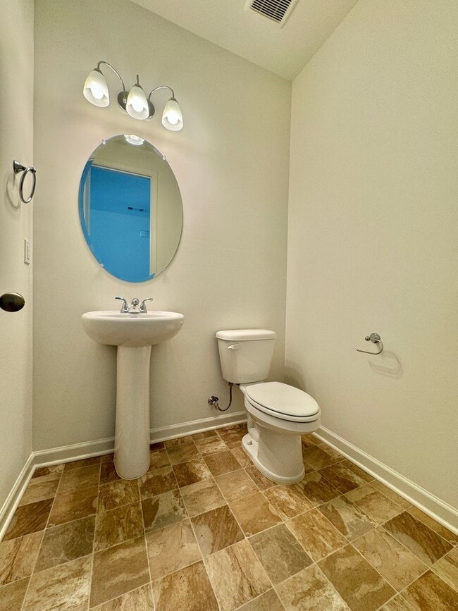 Foto del edificio - Brand New 4 Bed, 2.5 Bath, 2700 Sq Ft Home...