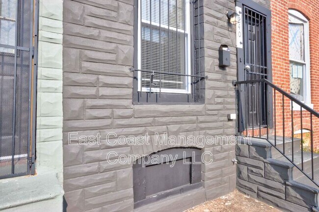 Foto del edificio - 240 N Rose St