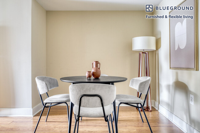 Foto del edificio - 425 L St NW