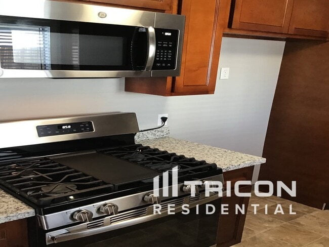Foto del edificio - 5206 Standish Rd