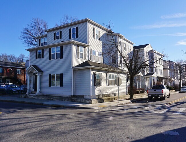 Foto del edificio - 55 Highland St