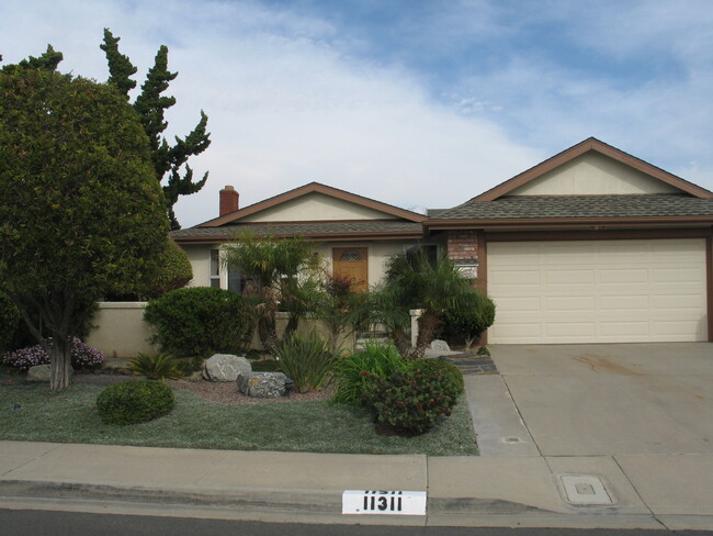 Building Photo - Lovely PQ Home in Great Neighborhood