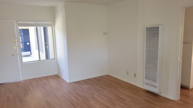 Building Photo - 12485 Walsh Ave