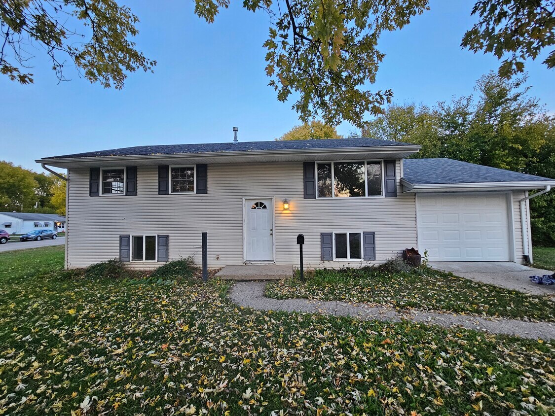 Foto principal - 471 Vincent Ave