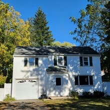 Building Photo - 14 Fisher Rd