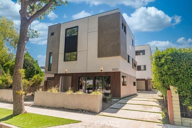 Foto principal - 11522 Killion St