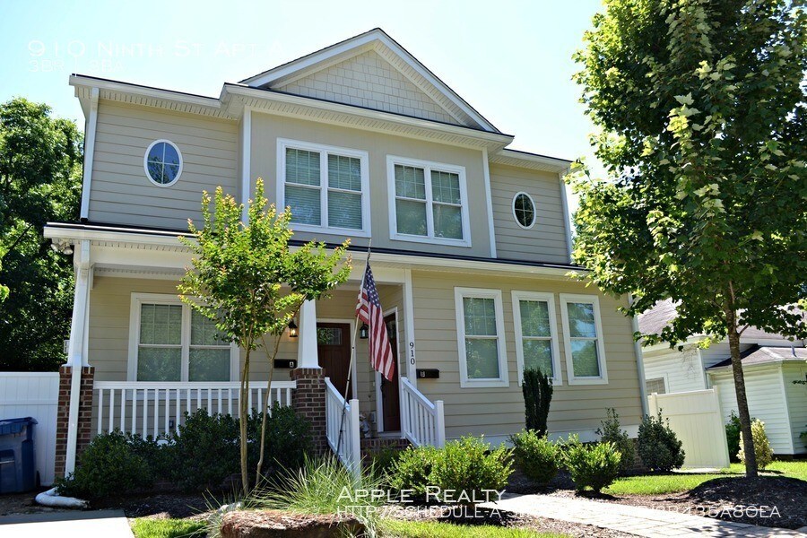 Primary Photo - 910 9th St