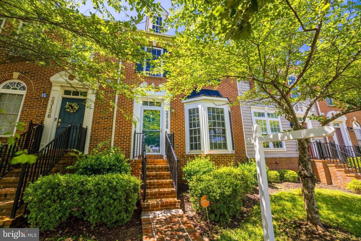 23138 Basswood Hill Dr, Clarksburg, MD 20871 Townhome Rentals in