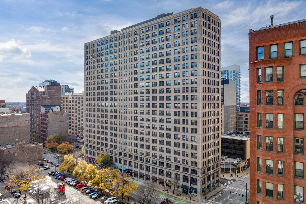 600 S Dearborn St - Transportation Building