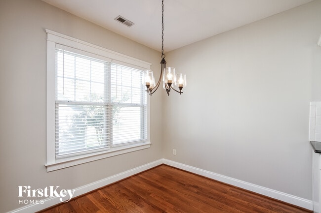 Foto del edificio - 8111 Townley Rd