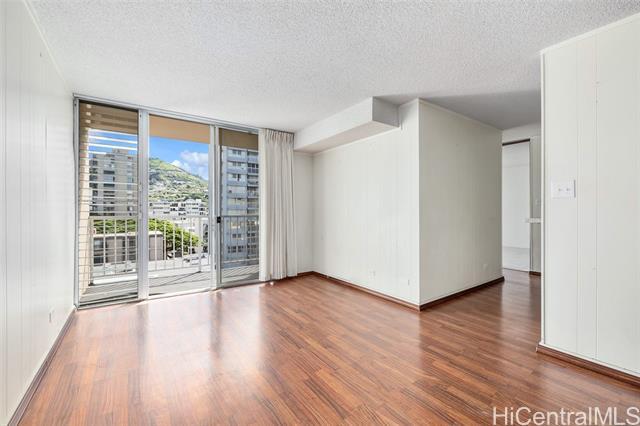Building Photo - 1415 Punahou St