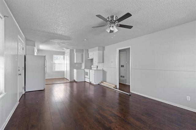 Foto del edificio - 120 E Monterey St