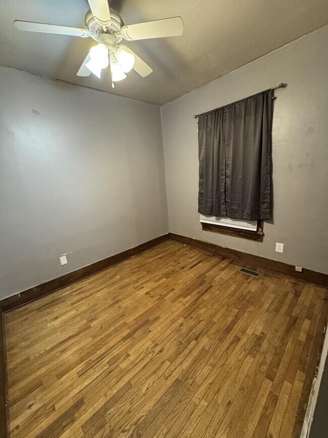 Building Photo - 218 N Calvert St
