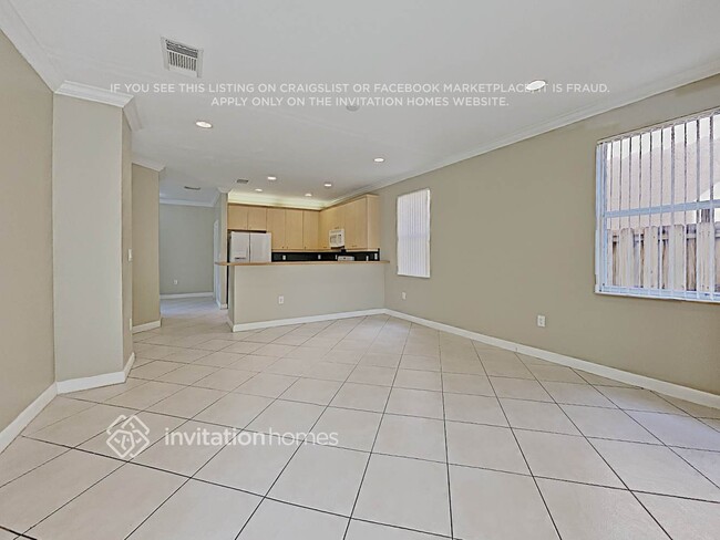 Foto del edificio - 16224 SW 67th Terrace