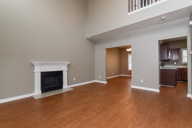 Building Photo - 6593 Grand Hickory Dr