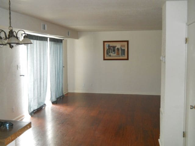 Building Photo - 805 Tully Rd