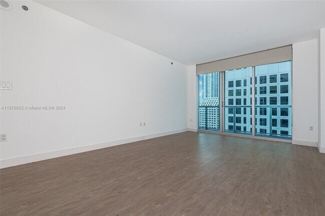 Foto del edificio - 500 Brickell Ave