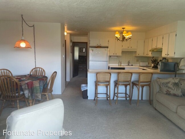 Building Photo - 1 br, 1 bath House - 203C Dillon Valley Ea...