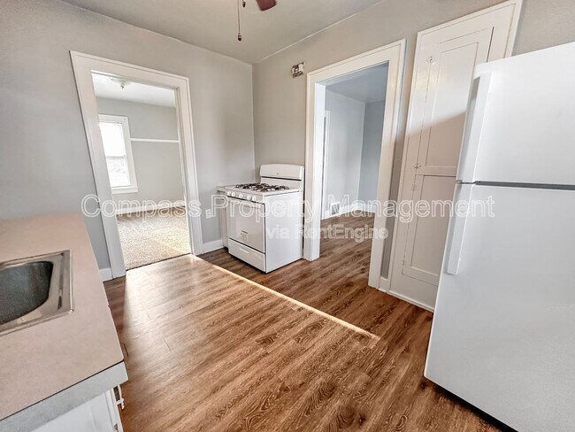 Foto del edificio - 707 Knapp St NE