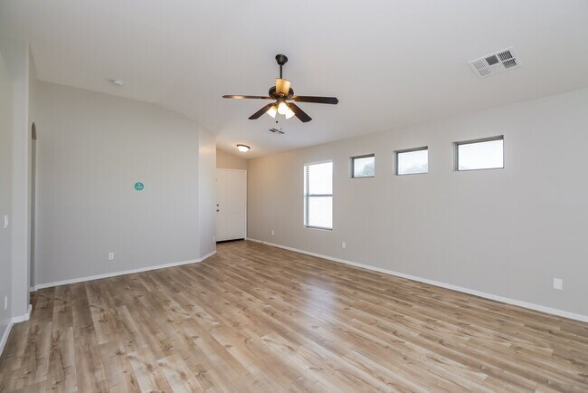 Foto del edificio - 1244 W Mesquite Tree Ln