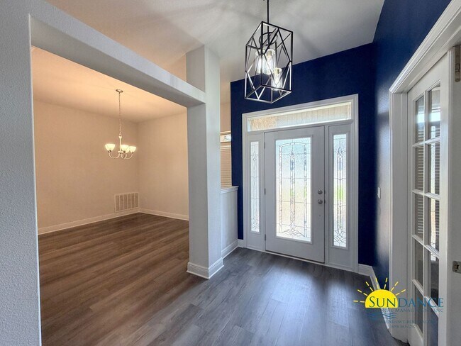 Foto del edificio - 5722 Marigold Loop