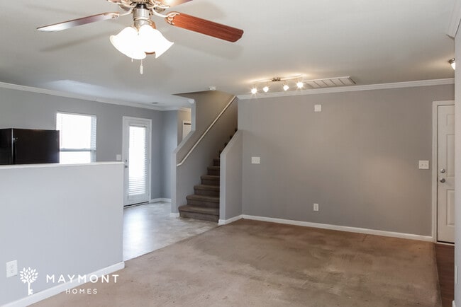 Building Photo - 177 Bermuda Lakes Dr