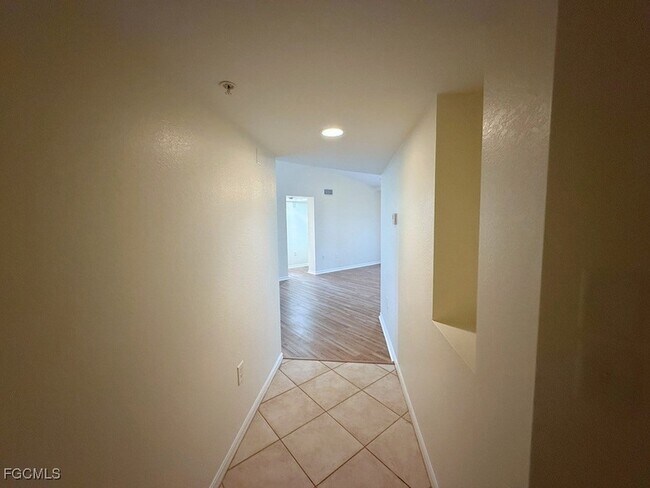 Foto del edificio - 4135 Residence Dr