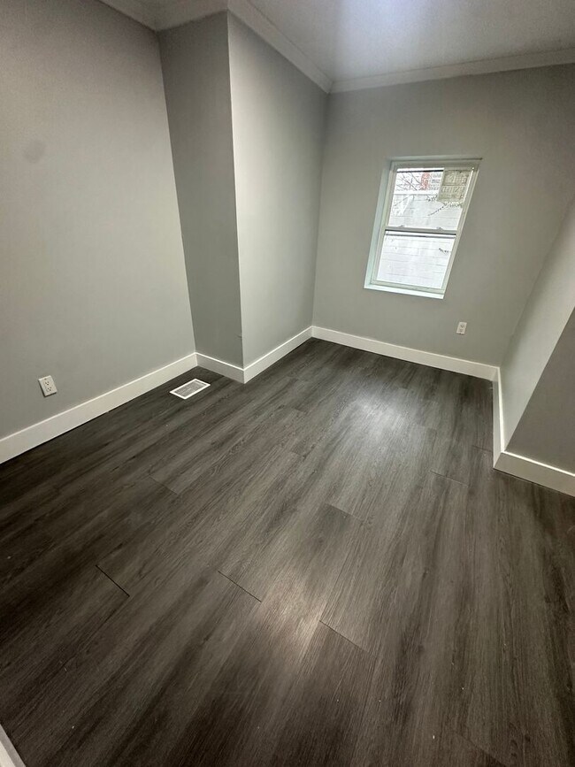 Foto del edificio - 1325 S 21st St