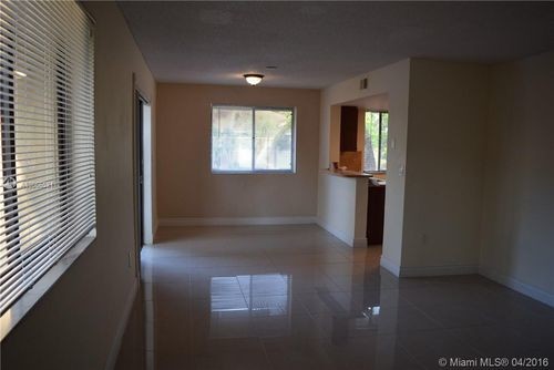 Building Photo - 8407 Coral Lake Manor